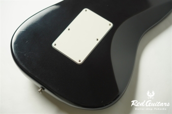 Stratocaster Plus Deluxe - Mystic Black